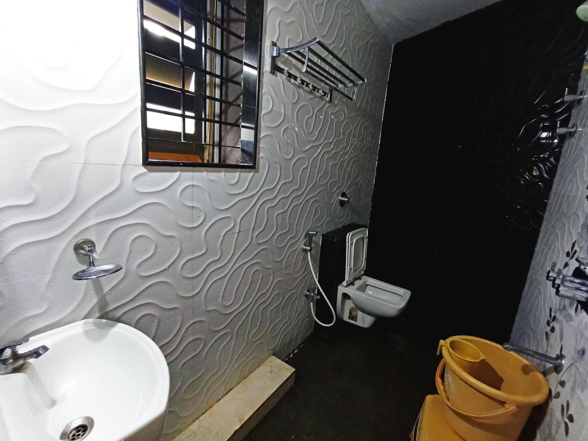 Staymaker Shri Shakti Residency Hubli Exterior photo